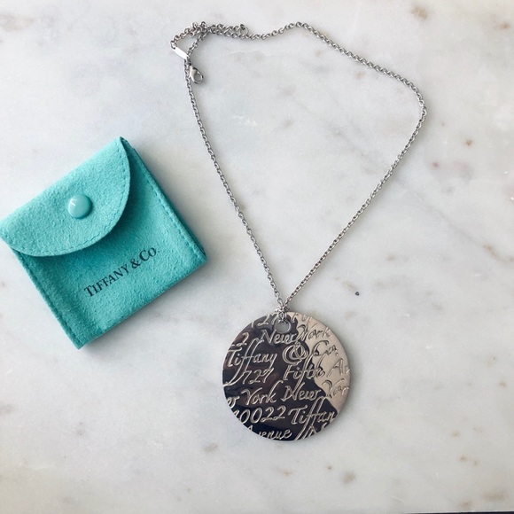TIFFANY & CO. LARGE NOTES ROUND PENDANT NECKLACE - Picture 4 of 7
